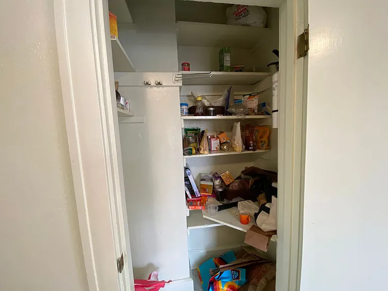 310 N. Gilbert Street — Photo 11