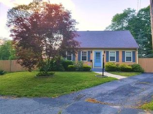 11 Valley Ct, New Bedford, MA 02745