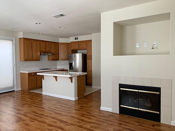 5th image of 1686 Salamoni Ct