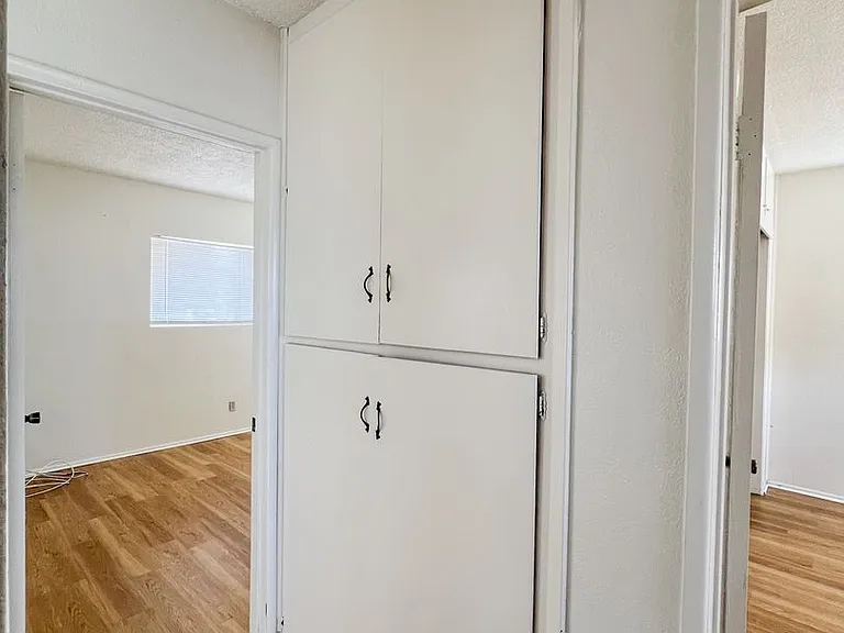 6256 Lupine Ave — Photo 8