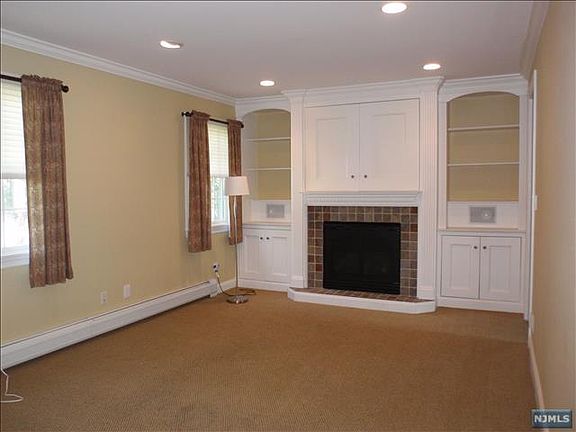 3rd image of 149 Palisade Ave