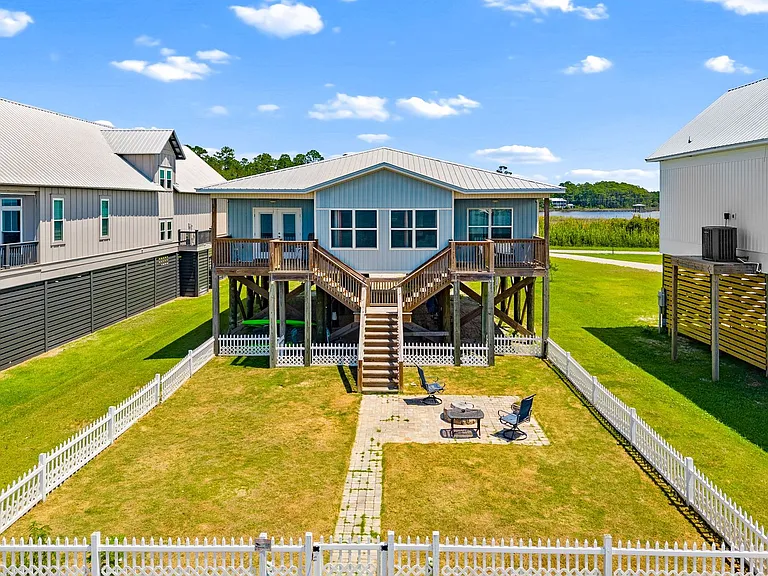 486 Beatrice Point Rd — Photo 31