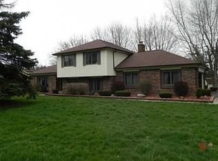 8075 W Twilight Dr, Fairland, IN