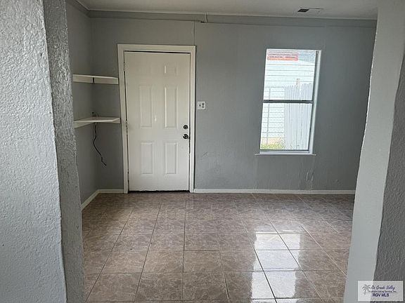 4th image of 1667 Harvard Ave