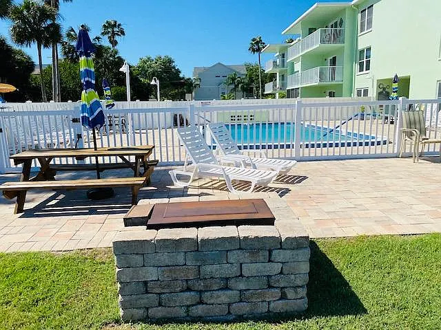 464 N Paula Dr #211 — Photo 59