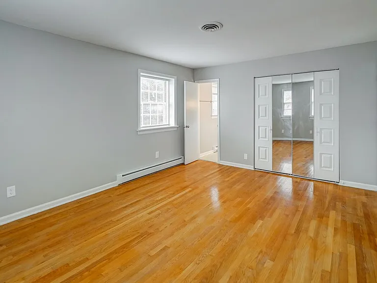 1621 Charrington Dr — Photo 26