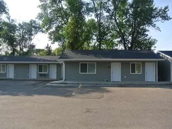 1800 East Burdick Expressway, 1800 E Burdick Expy #110, Minot, ND 58701
