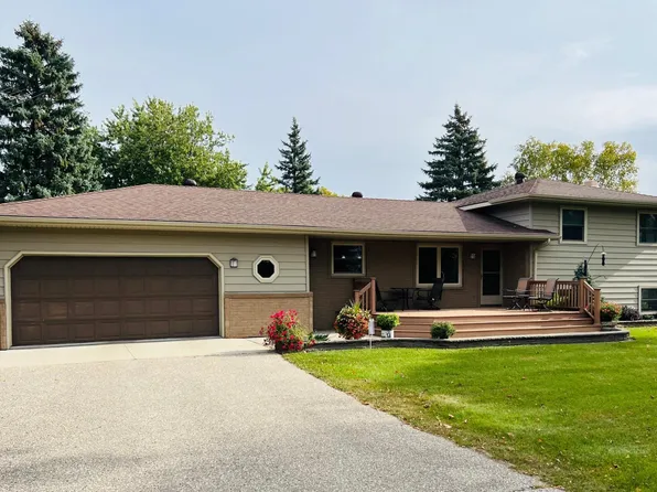 10617 130th Ave NE, Thief River Falls, MN 56701