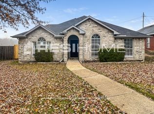 1038 Westover Dr, Lancaster, TX 75134