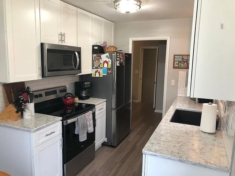 3629 S Kingsbury Ave — Photo 5