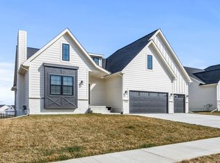 2320 SE 5th St, West Des Moines, IA 50265