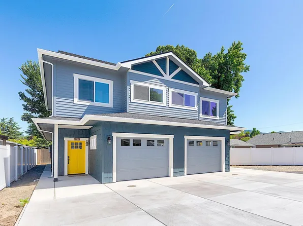 1134 SW Greenwood Ave, Grants Pass, OR 97526