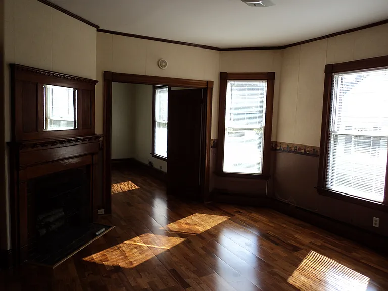 1-15 Winchester St #1 — Photo 18