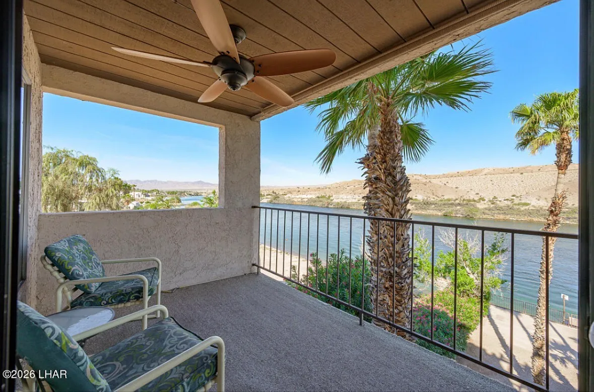2 bed, 1094 sqft, $2,000 — Photo 2