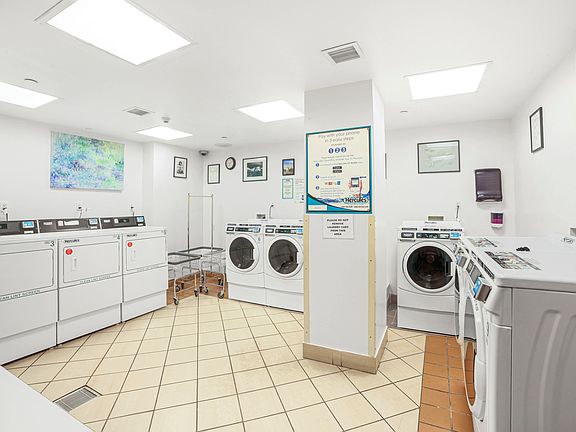 5th image of 30 W 18th St APT 4B