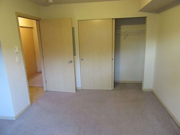 one bedroom one bedroom