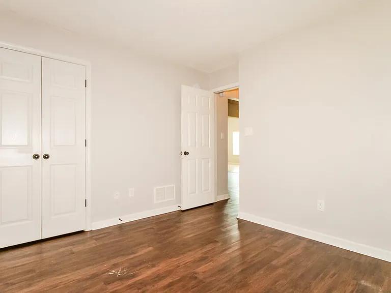 7852 Ridgedale Dr — Photo 15