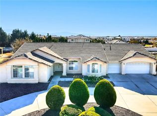 19149 Catalina Rd, Apple Valley, CA 92308