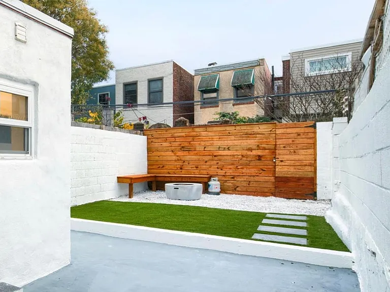 1226 Federal St — Photo 21