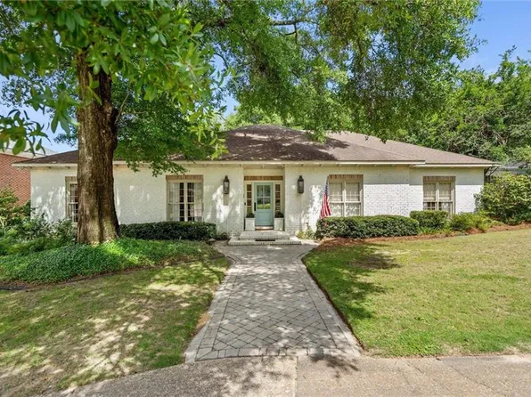 229 Lakewood Dr W, Mobile, AL 36608