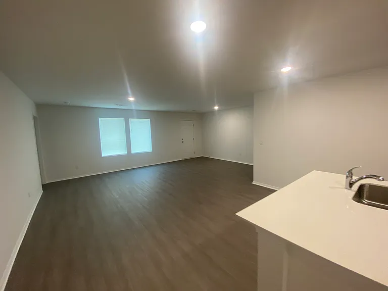 5 Vineyard Dr — Photo 4