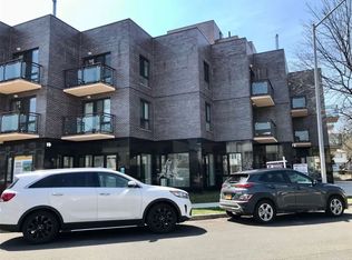 21410 15th Ave APT 2F, Bayside, NY 11360