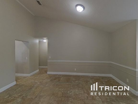 4th image of 7700 Rollingridge Ct