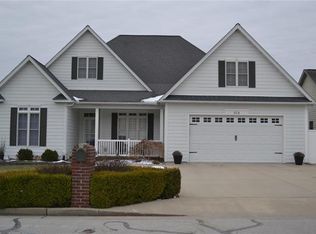 914 Brookside Dr, Rolla, MO 65401