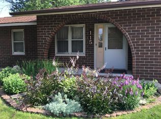 115 3rd Ave NE, Plainview, MN 55964