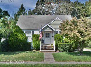 93 Graham Ter, Saddle Brook, NJ 07663