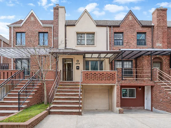 2474 East 18th Street image 1 of 33