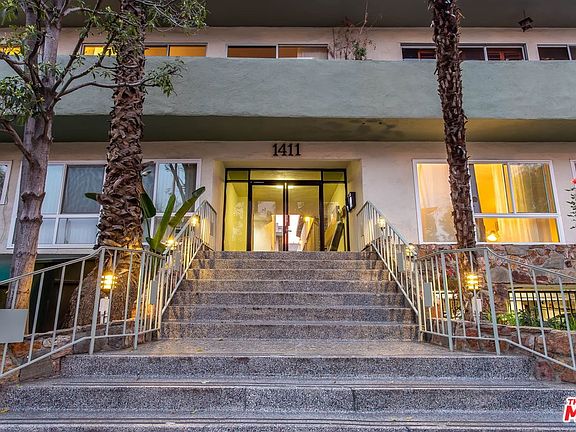 4th image of 1411 N Hayworth Ave APT 6
