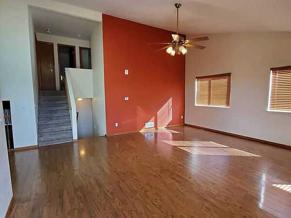 4th image of 505 Laurel Ave