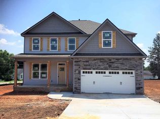 2630 N Lee Cir, Greer, SC 29651