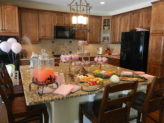 Entertainer's Kitchen