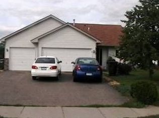 6072 258th St, Wyoming, MN 55092