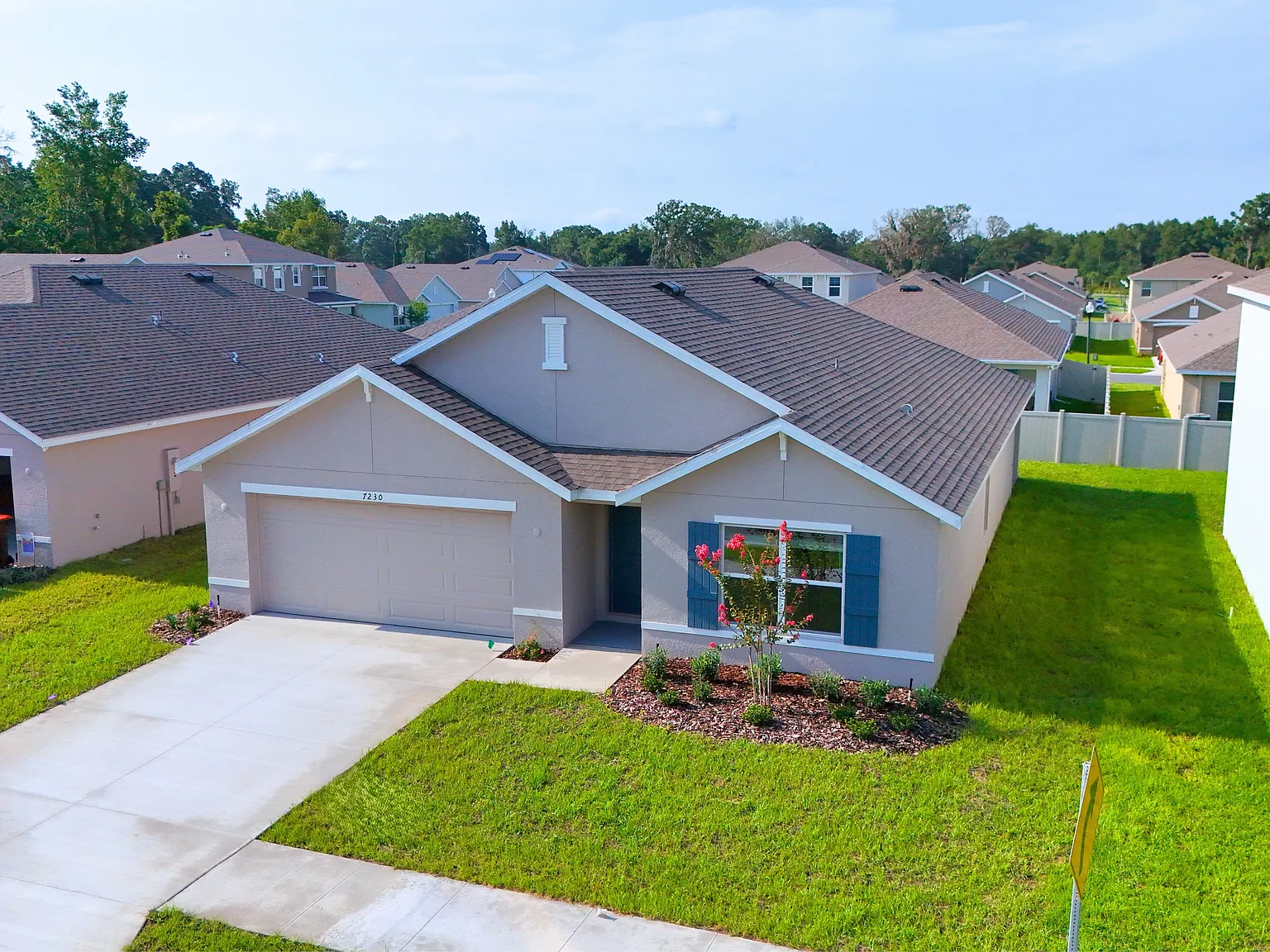 4 bed, 1828 sqft, $2,250 — Photo 3