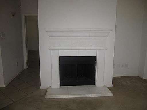 3rd image of 409 Fountain Park Dr