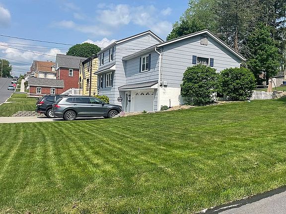 2nd image of 317 E Crawford St
