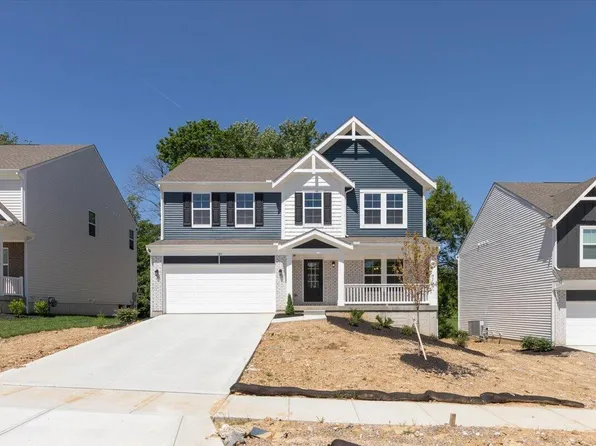 723 Francis Dr, Heath, OH 43056