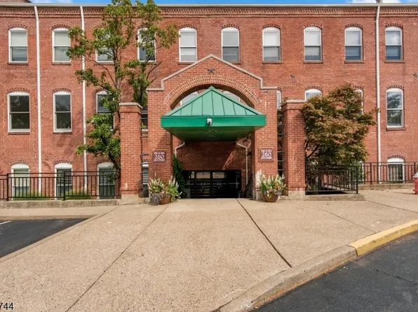 260 Main St BLDG 260 #218, Little Falls Twp., NJ 07424