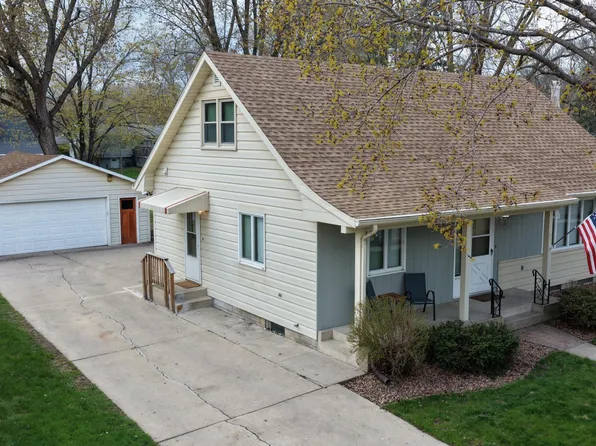 1112 15th St SW, Willmar, MN 56201