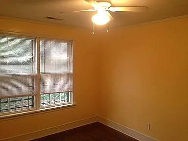 658 N Evergreen St #1 — Photo 2