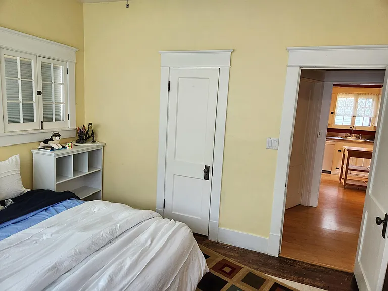 1315 W Hays St — Photo 26