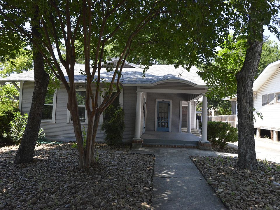 1st image of 423 W Huisache Ave