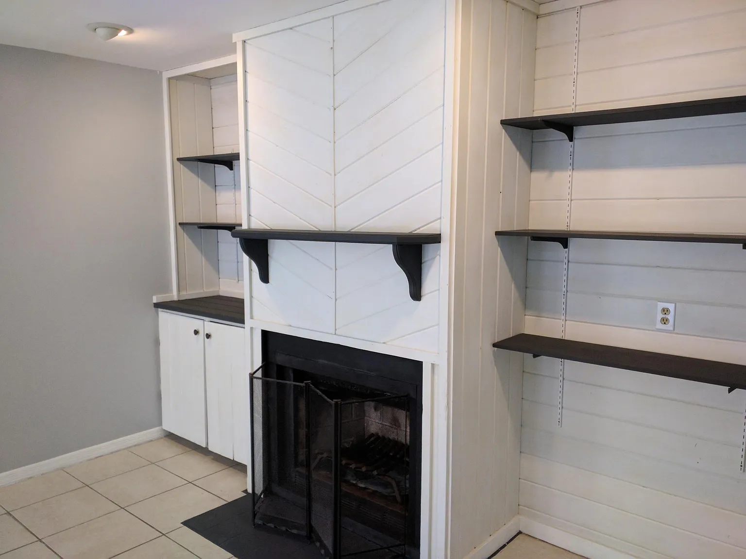 2 bed, 1250 sqft, $1,950 — Photo 2