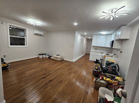 1273 Arnow Ave, Bronx, NY