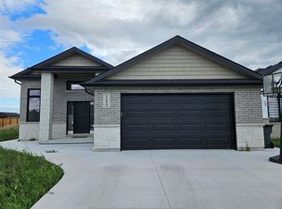 123 Kingsbridge Dr, Amherstburg, ON N9V 4A4