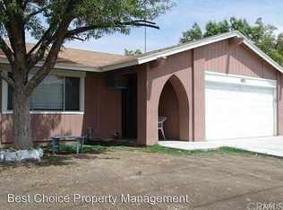 692 E Johnston Ave, Hemet, CA 92543