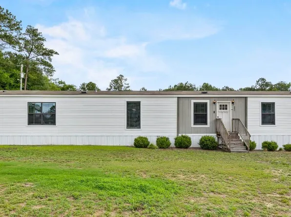 669 Cain Road, Garland, NC 28441